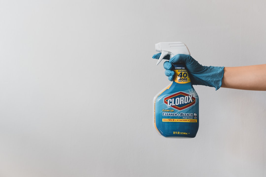 Clorox Cleaner & Bleach (IG: @clay.banks)